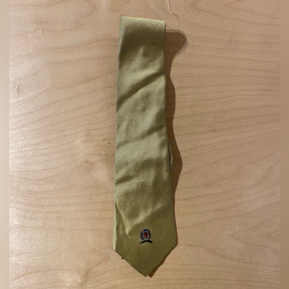 Tommy Hilfiger Gold Tie (OP)